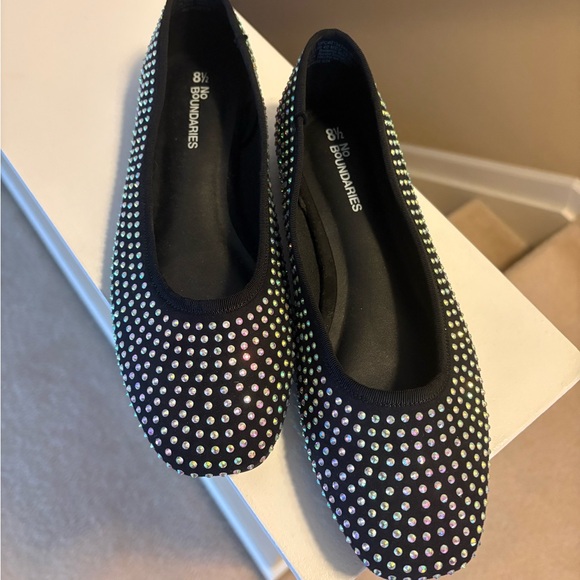 No Boundaries Shoes - No Boundaries Black Flats with Multicolor Studs